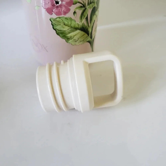 Lenox Butterfly Meadow Pink New in box 18oz Insulated Water Bottle. - Picture 6 of 10